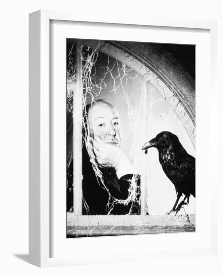 Alfred Hitchcock, The Birds, 1963-null-Framed Photographic Print