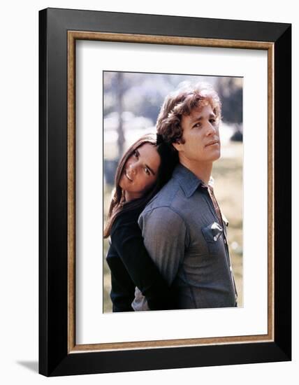 Ali Macgraw; Ryan O'Neal. "Love Story" [1970], Directed by Arthur Hiller.-null-Framed Photographic Print