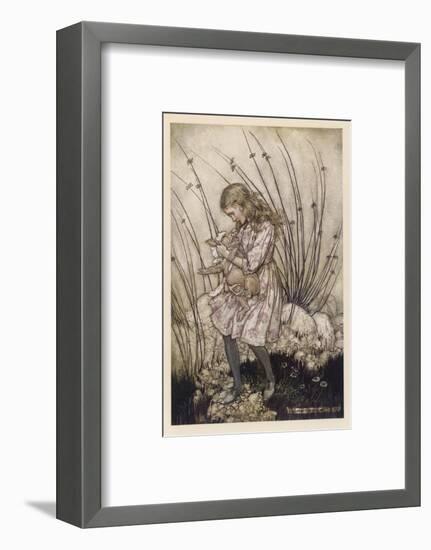 Alice Holds the Baby Pig-Arthur Rackham-Framed Photographic Print