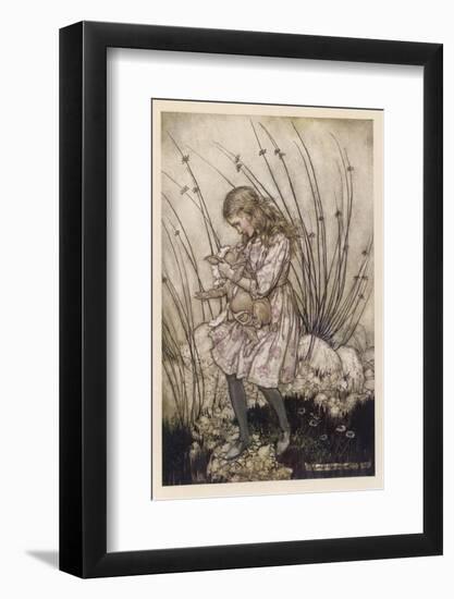 Alice Holds the Baby Pig-Arthur Rackham-Framed Photographic Print