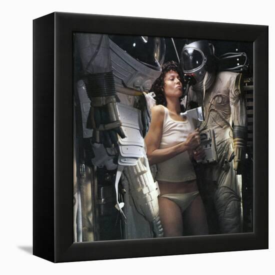 Alien, 1979 directed by Ridley Scott with Sigourney Weaver (photo)-null-Framed Stretched Canvas