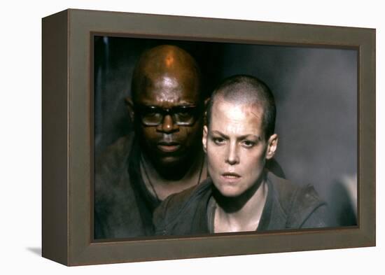 Alien 3 1991 Directed by David Fincher Avec Charles S. Dutton and Sigourney Weaver-null-Framed Stretched Canvas