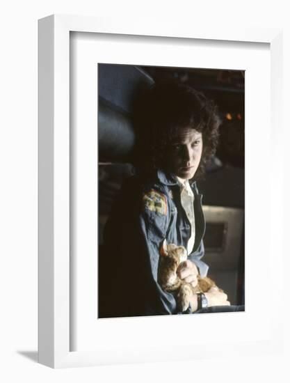 Alien, le huitieme passager (ALIEN), Sigourney Weaver, 1979 by RidleyScott (photo)-null-Framed Photo