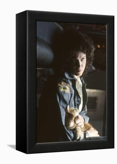 Alien, le huitieme passager (ALIEN), Sigourney Weaver, 1979 by RidleyScott (photo)-null-Framed Stretched Canvas