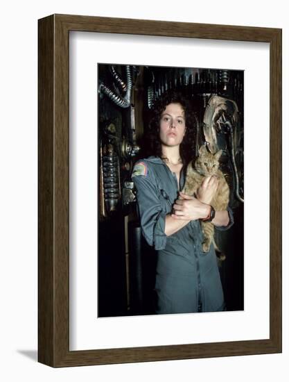 Alien, Sigourney Weaver, 1979-null-Framed Photo