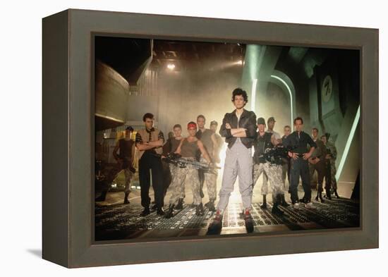 ALIENS, 1986 directed by JAMES CAMERON with Sigourney Weaver between Paul Reiser, Michael Biehn, Je-null-Framed Stretched Canvas