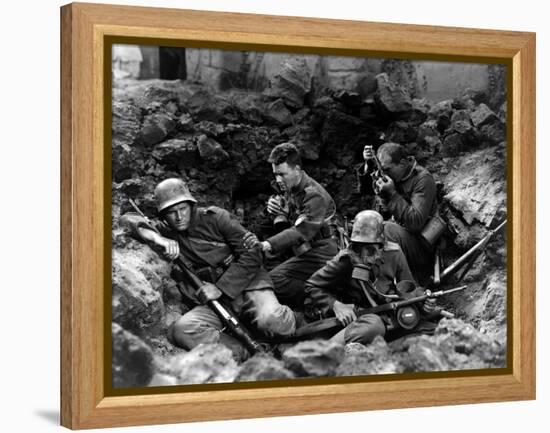 ALL QUIET ON THE WESTERN FRONT by Lewis Milestone with Ben Alexander, Lew Ayres, Louis Wolheim, 193-null-Framed Stretched Canvas