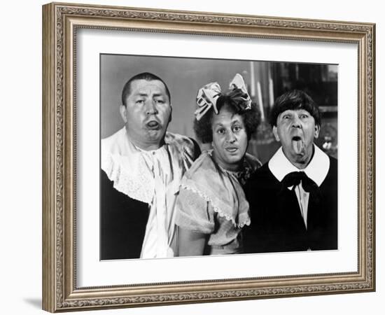 All the World's a Stooge, Curly Howard, Larry Fine, Moe Howard, 1941-null-Framed Photo