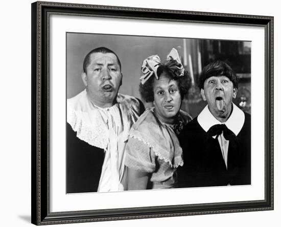 All the World's a Stooge, Curly Howard, Larry Fine, Moe Howard, 1941-null-Framed Photo