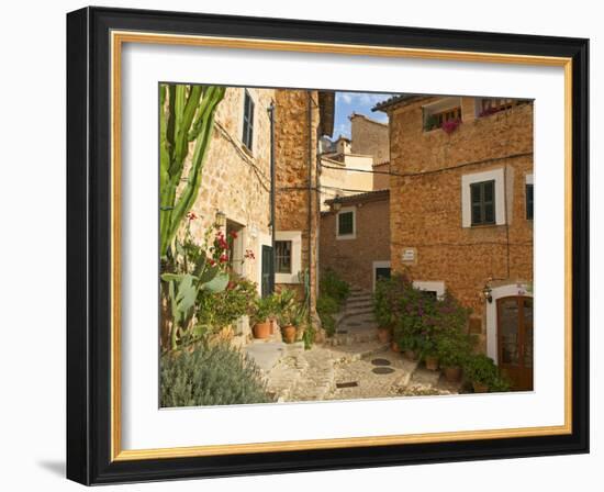 Alley in Fornalutx, Majorca, Balearics, Spain-Katja Kreder-Framed Photographic Print