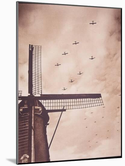 Allied Aircraft Tow Gliders Carrying Airborne Troops over the Netherlands, Battle of Arnhem, 1944-English Photographer-Mounted Giclee Print