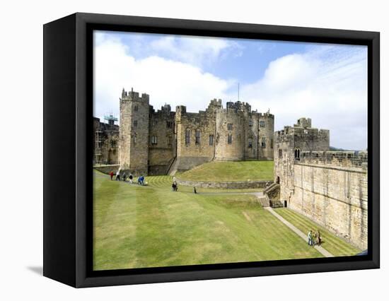 Alnwick Castle, Alnwick, Northumberland, England, United Kingdom-Ethel Davies-Framed Premier Image Canvas