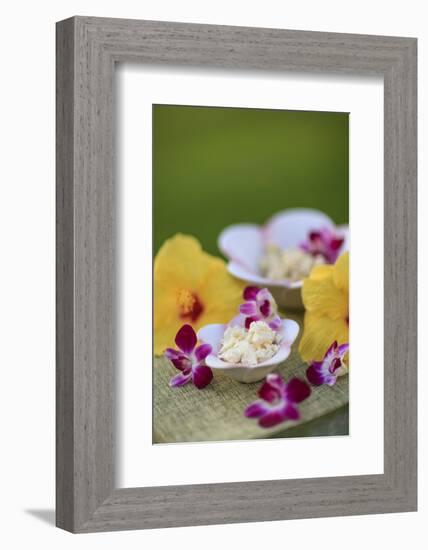 Aloe Butter and Ginger Lime, outdoor Spa, Wailea, Maui, Hawaii, USA-Stuart Westmorland-Framed Photographic Print