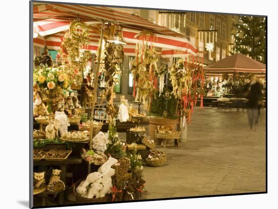 Altermarkt Christmas Market at Night, Altermarkt Square, Salzburg, Austria, Europe-Richard Nebesky-Mounted Photographic Print