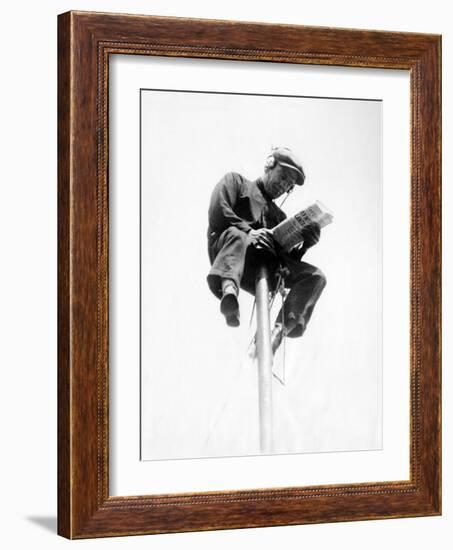 Alvin 'Shipwreck' Kelly Sitting on a 39 Foot Flagpole Atop Eight-Story Hotel St Francis in Newark-null-Framed Photo