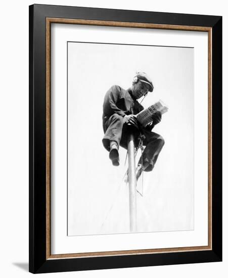 Alvin 'Shipwreck' Kelly Sitting on a 39 Foot Flagpole Atop Eight-Story Hotel St Francis in Newark-null-Framed Photo