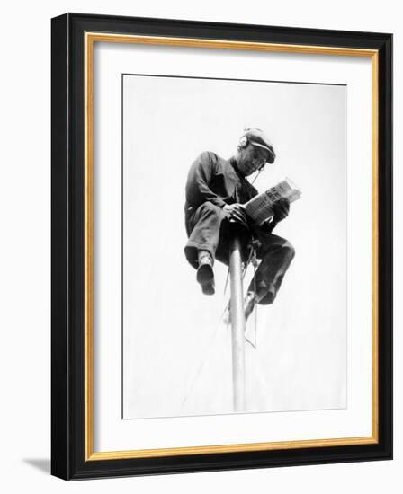 Alvin 'Shipwreck' Kelly Sitting on a 39 Foot Flagpole Atop Eight-Story Hotel St Francis in Newark-null-Framed Photo