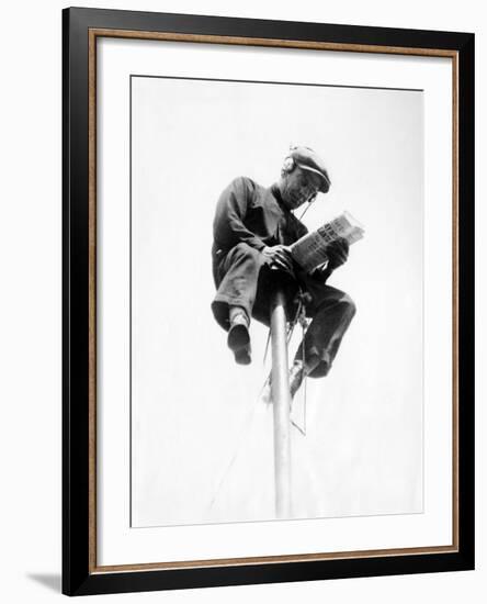 Alvin 'Shipwreck' Kelly Sitting on a 39 Foot Flagpole Atop Eight-Story Hotel St Francis in Newark-null-Framed Photo