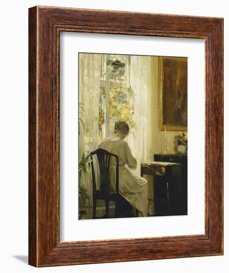 Am Wohnzimmerfenster-Carl Holsoe-Framed Giclee Print