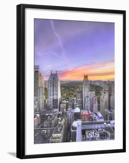 Amanecer Oton?al en Central Park Vertical-Moises Levy-Framed Photographic Print