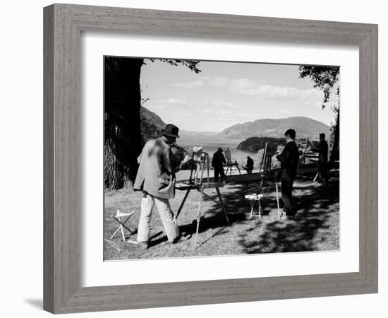 Amatuer Artists Painting Hudson River Landscape Scene-Alfred Eisenstaedt-Framed Photographic Print