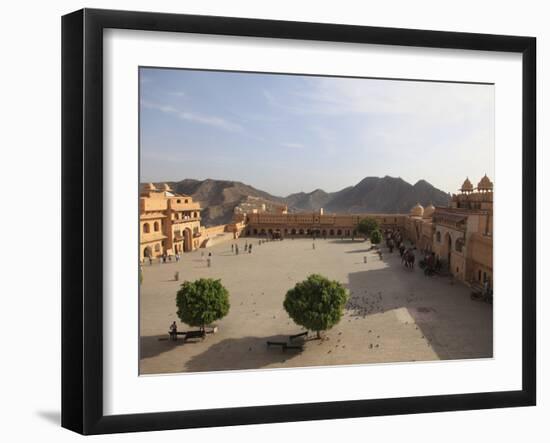 Amber Fort Palace, Jaipur, Rajasthan, India, Asia-Wendy Connett-Framed Photographic Print