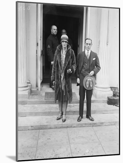 Amelia Earhart at the White House to see President Coolidge after flying the Atlantic, 1928-Harris & Ewing-Mounted Photographic Print
