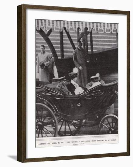 America Day, 20 April 1917, King George V and Queen Mary Arriving at St Paul'S-null-Framed Photographic Print