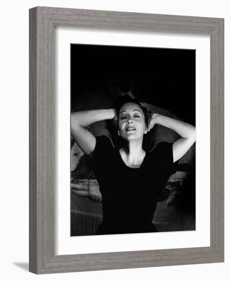 American actress Gloria Swanson (1899 - 1983) (b/w photo)-null-Framed Photo