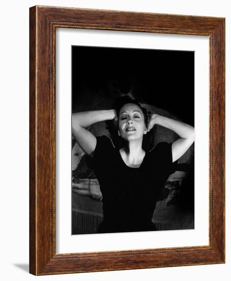 American actress Gloria Swanson (1899 - 1983) (b/w photo)-null-Framed Photo
