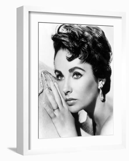 American Actress Liz Taylor C. 1954-null-Framed Photo