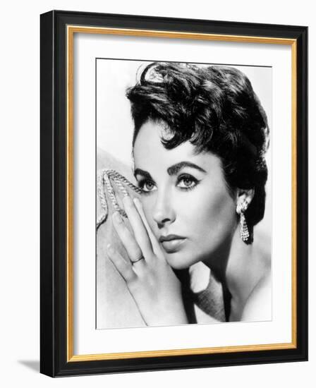 American Actress Liz Taylor C. 1954-null-Framed Photo