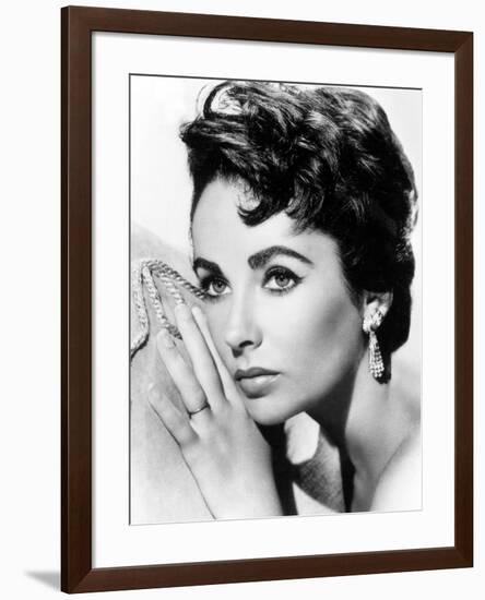 American Actress Liz Taylor C. 1954-null-Framed Photo