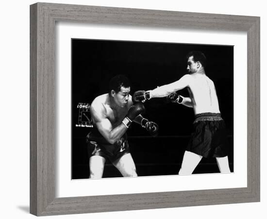 American Boxer Joe Louis (L) Fighting with Billy Conn 1946-null-Framed Photo