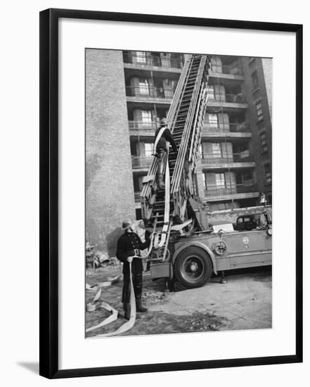 American Firefighters in London WWII-Robert Hunt-Framed Photographic Print