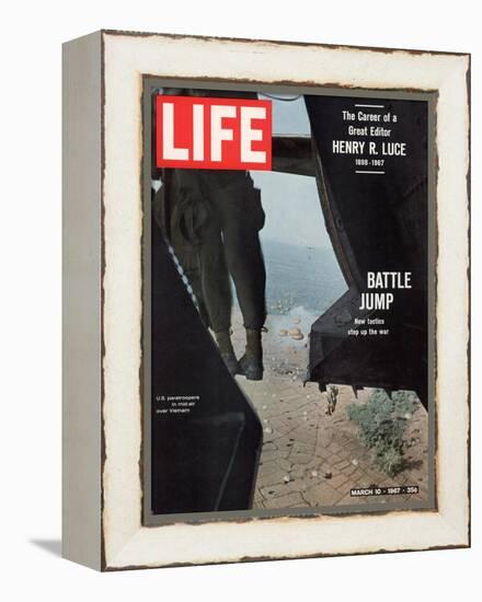 American Paratroopers, 2nd Batt. 503rd Inf. Reg 173rd Airborne Brigade, Vietnam War, March 10, 1967-Co Rentmeester-Framed Premier Image Canvas