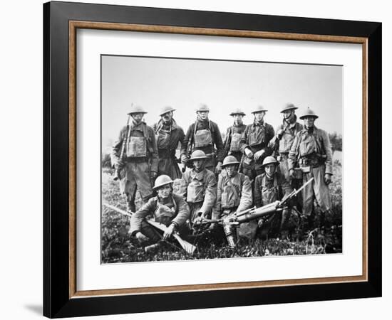 American Patrol with German Machine Gun Captured in the Saint-Mihiel Offensive on the Western?-American Photographer-Framed Photographic Print