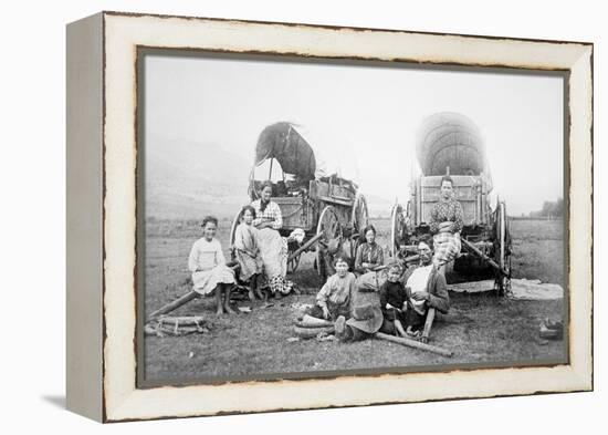 American Pioneer Family, C.1870 (B/W Photo)-American Photographer-Framed Premier Image Canvas