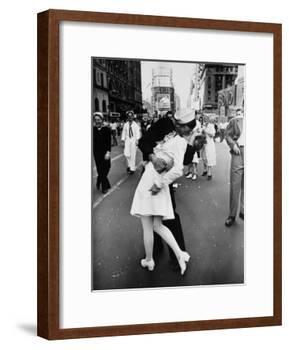 American Sailor Clutching a White-Uniformed Nurse in a Passionate Kiss in Times Square-Alfred Eisenstaedt-Framed Photographic Print