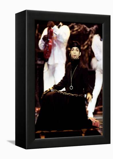 American Singer Prince (Prince Rogers Nelson) on Stage at the Naacp Image Awards 1999-null-Framed Stretched Canvas