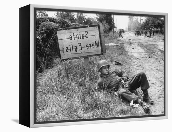 American Soldier Elmer Habbs of Delaware Resting as Troops Advance in Allied Invasion of Normandy-Bob Landry-Framed Premier Image Canvas