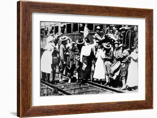 American Soldiers of the 62nd Regiment Kiss the Girls Goodbye as They Leave for Europe, August 1917-American Photographer-Framed Photographic Print