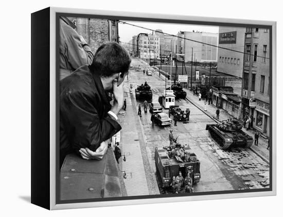 American Tanks at the Friedrichstrasse Checkpoint Crossing Through the Berlin Wall-null-Framed Stretched Canvas