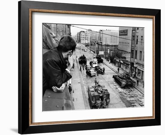 American Tanks at the Friedrichstrasse Checkpoint Crossing Through the Berlin Wall-null-Framed Photo