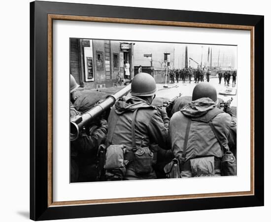 American Troops Face East Berlin at Checkpoint Charlie at Friedrichstrasse in West Berlin-null-Framed Photo