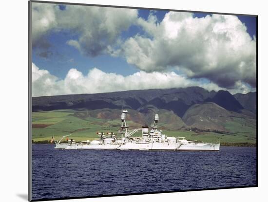 American Warships Off the Coast of Hawaii During the Us Navy's Pacific Fleet Maneuvers-Carl Mydans-Mounted Photographic Print
