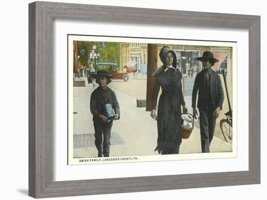 Amish Family, Lancaster County, Pennsylvania-null-Framed Art Print