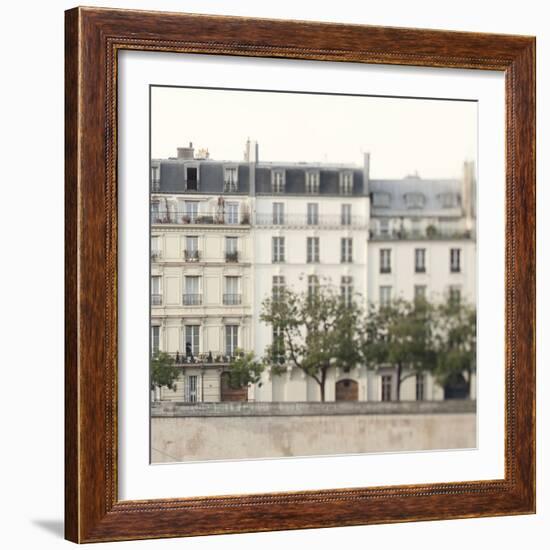 Amour de la Ville - Maison-Irene Suchocki-Framed Giclee Print