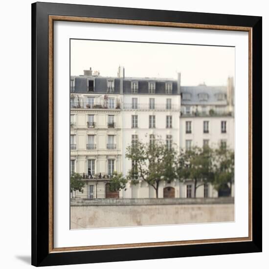 Amour de la Ville - Maison-Irene Suchocki-Framed Giclee Print