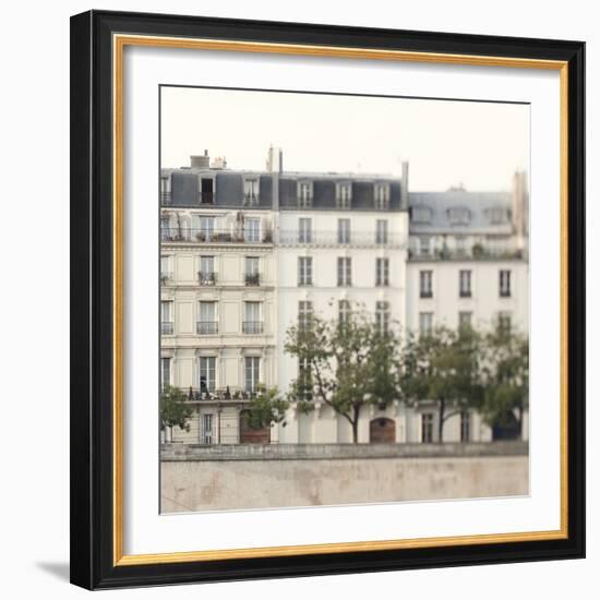 Amour de la Ville - Maison-Irene Suchocki-Framed Giclee Print